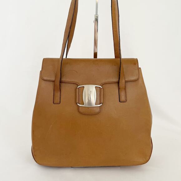FERRAGAMO Vintage Brown Leather Shoulder Bag Silver Hardware - Picture 1 of 11